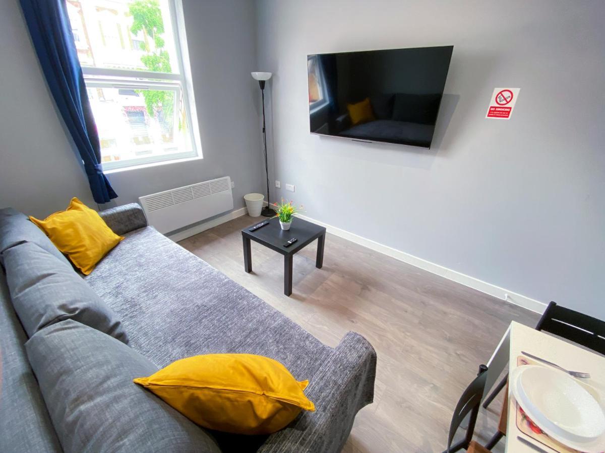 Stylish 1 Bedroom Flat In Wood Green London Exterior foto